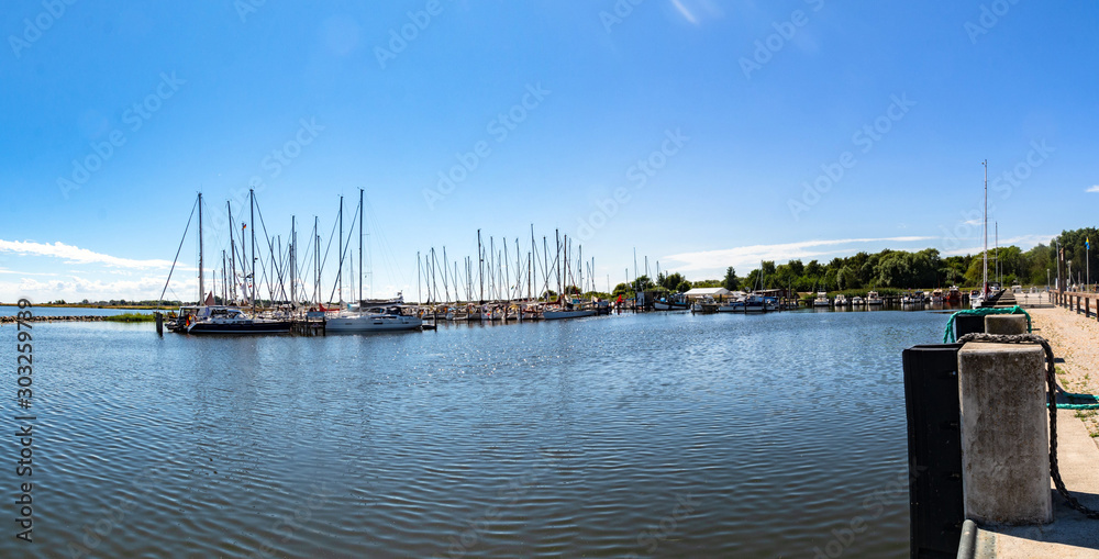 Fototapeta premium Hafen Kloster, Insel Hiddensee, Rügen