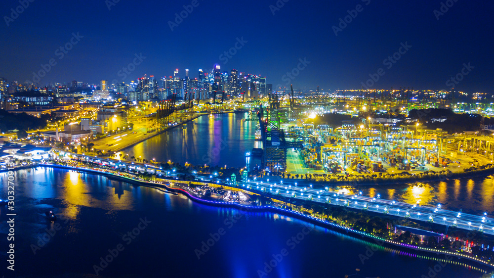 Picture of the busiest harbor in Singapore
