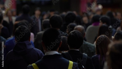 Wallpaper Mural 繁華街を歩く人々 Torontodigital.ca