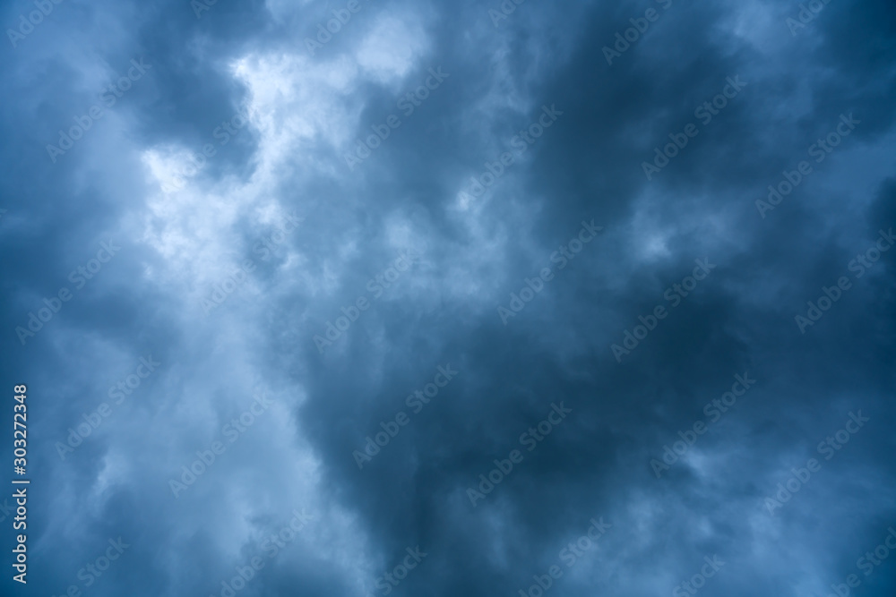 Dark thunderstorm clouds Dark thunderstorm clouds