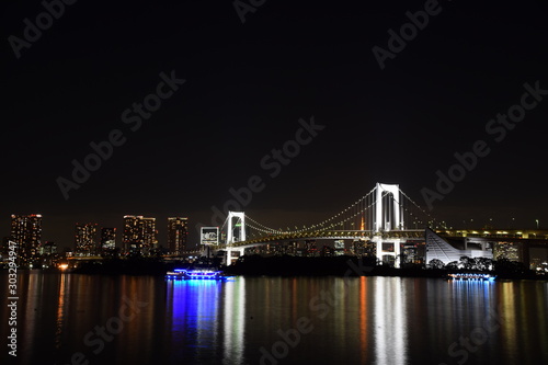 お台場 レインボーブリッジ 夜景(Odaiba Rainbow bridge) © YF-photo(ワイファイフォト)