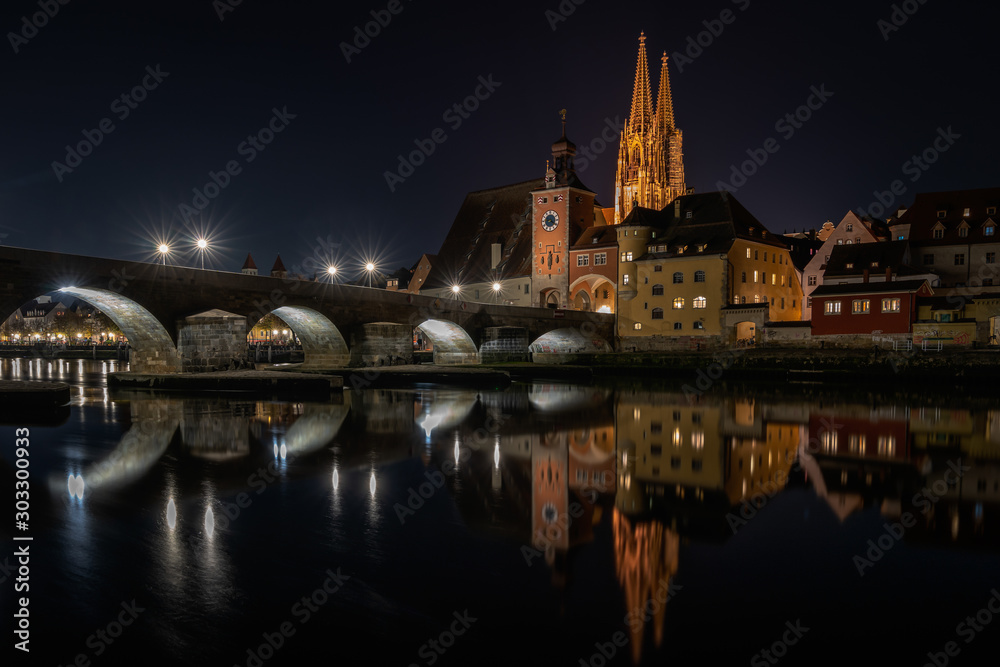 A bridge that wrote history - Eine Brücke, die Geschichte schrieb A bridge that wrote history - Eine Brücke, die Geschichte schrieb