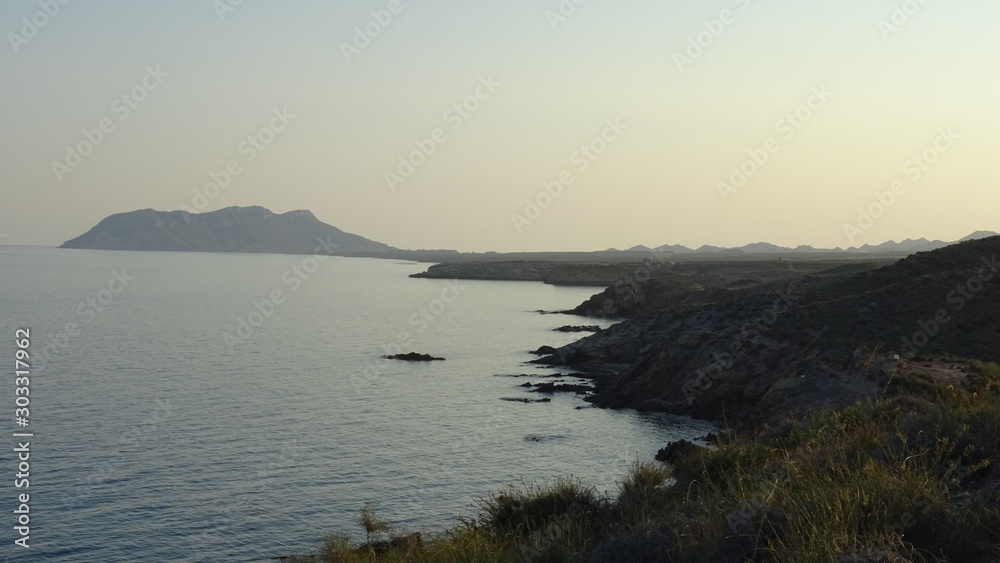 panorama der wilden meeresküste in der nähe von almeria panorama der wilden meeresküste in der nähe von almeria