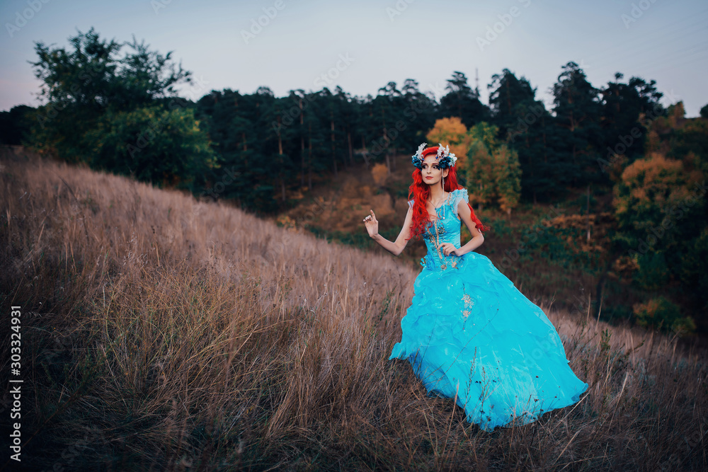 Fototapeta premium Fairy in the autumn forest