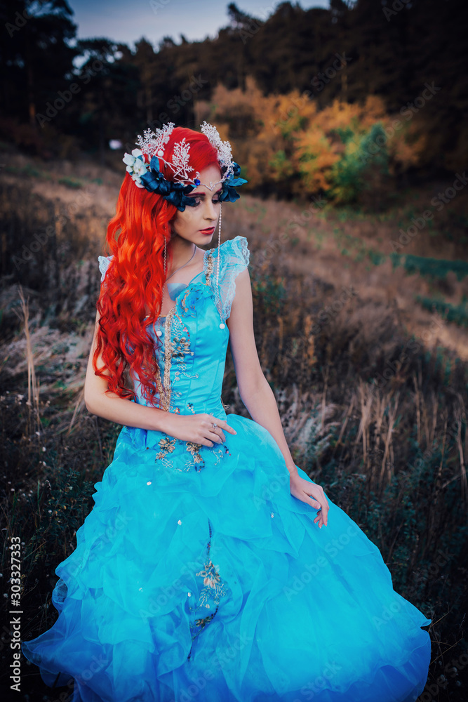 Fototapeta premium Fairy in the autumn forest