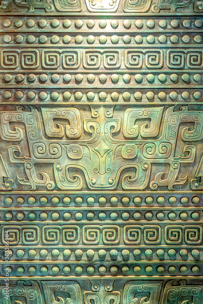 Patterns and patterns of bronzes in the spring and Autumn period of China..