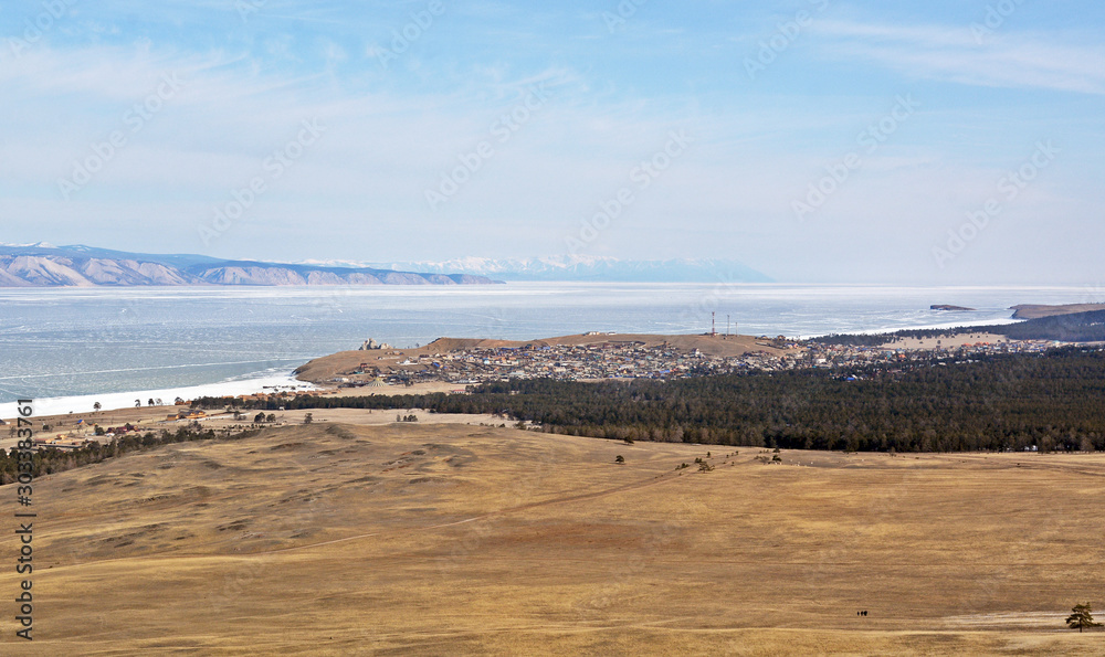 Φωτογραφία The village Khuzhir in winter, Olkhon island, Lake Baikal, Siberia, Russia