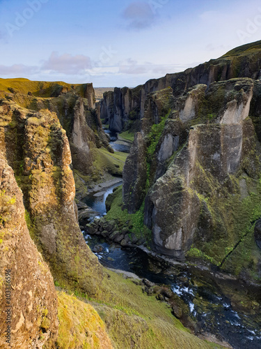 Canyon Fjaðrárgljúfur - Iceland