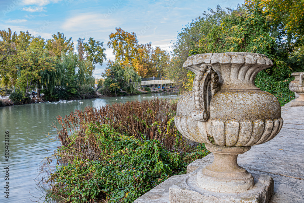 Φωτογραφία ornamentation detail in the gardens of aranjuez madrid. Spain