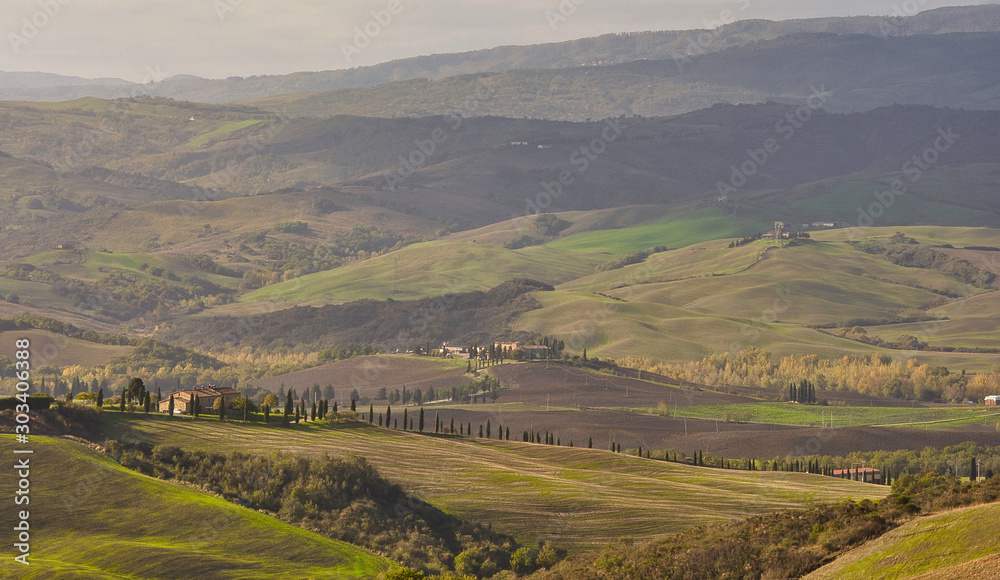 2019-11-03 TUSCAN LANDSCAPE IN EARLY NOVEMBER 2