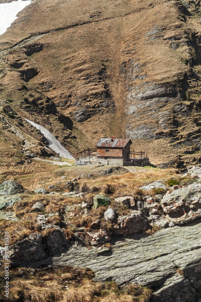 Fotografie House in the Mountains