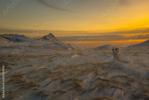 Tatry Zachodnie - halny wiatr, zachód słońca photo