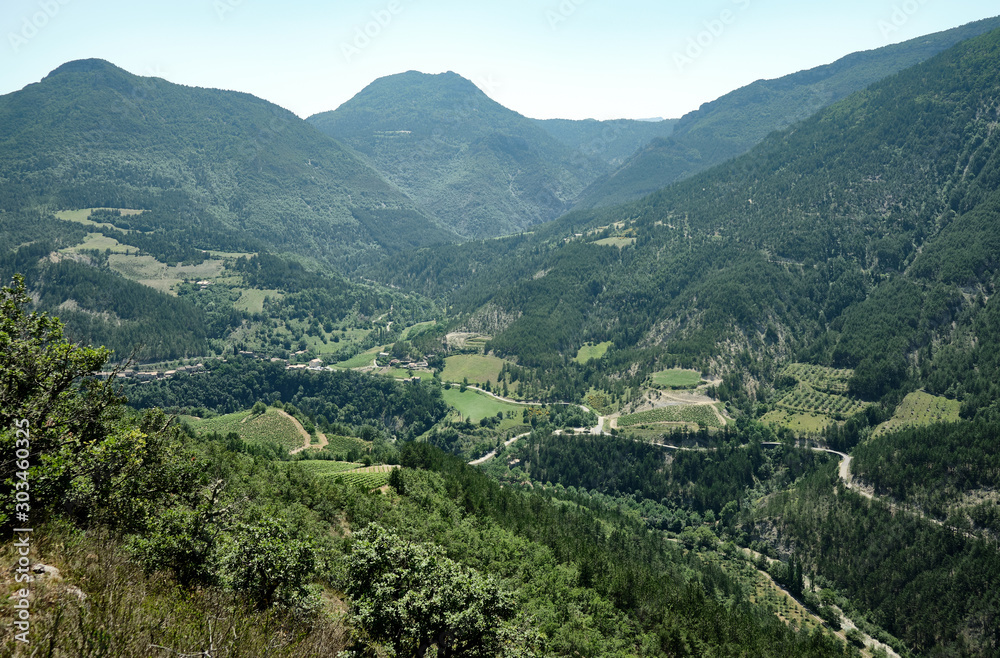 Roanne Valley viewed from the Rimon footpath above St-Benoit-en-Diois