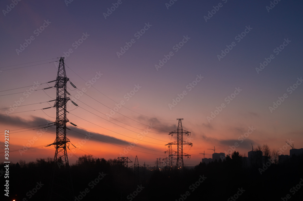 Power lines against the backdrop of a beautiful dawn