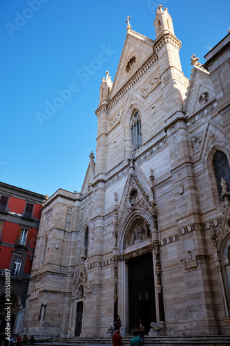 Foto scattata all'esterno della Cattedrale di San Gennaro a Napoli.