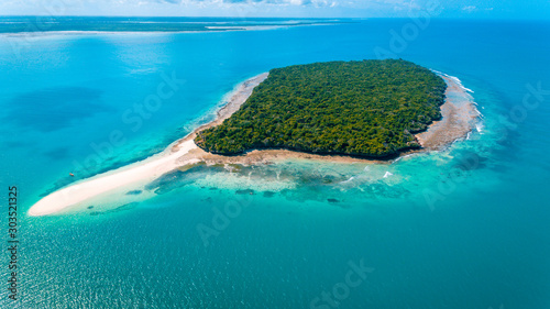 Fototapeta Naklejka Na Ścianę i Meble -  aerial view of the niamembe island, Zanzibar