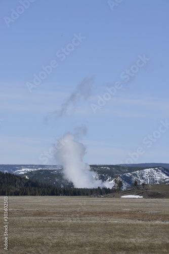 Midway geyser basin, yellowstone, USA