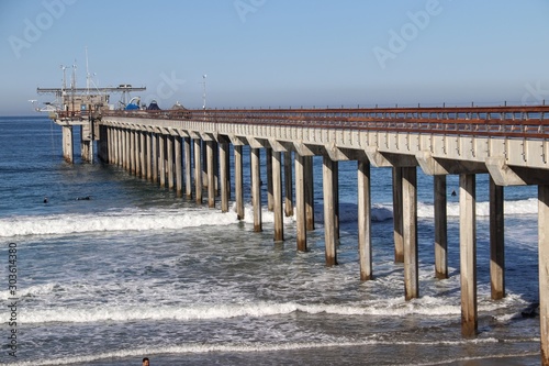 Views of Scripps Pier on a sunny November day © Michael