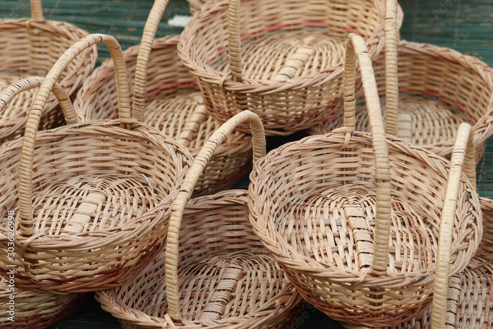 Wooden Handmade Handcraft Small baskets With Holders Wooden Handmade Handcraft Small baskets With Holders