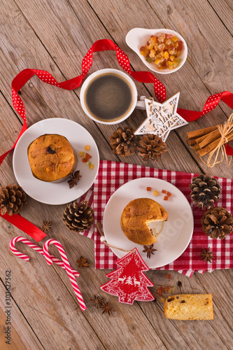 Panettone, italian christmas cake . 