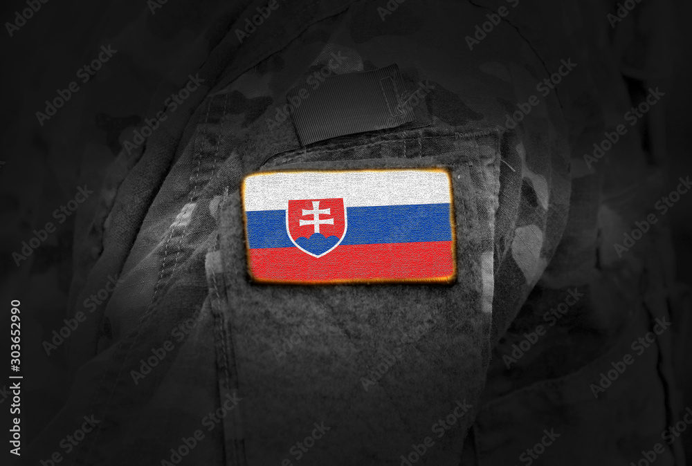 Obraz na plátně Flag of Slovakia on military uniform