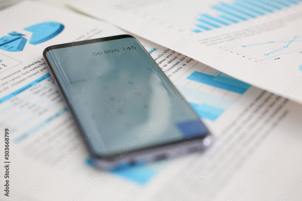 Smartphone calculator and financial statistics Smartphone calculator and financial statistics