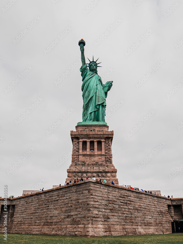 Fototapeta premium statue of liberty