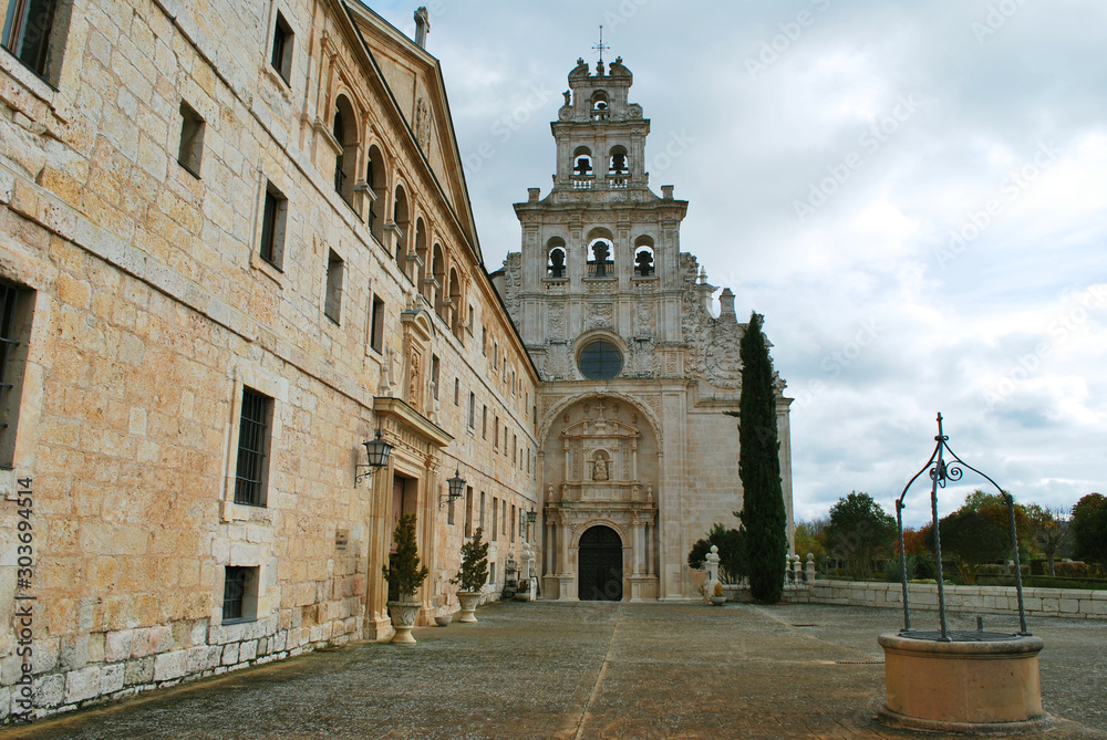 Monasterio de Santa María de la Vid. La Vid, Burgos, España