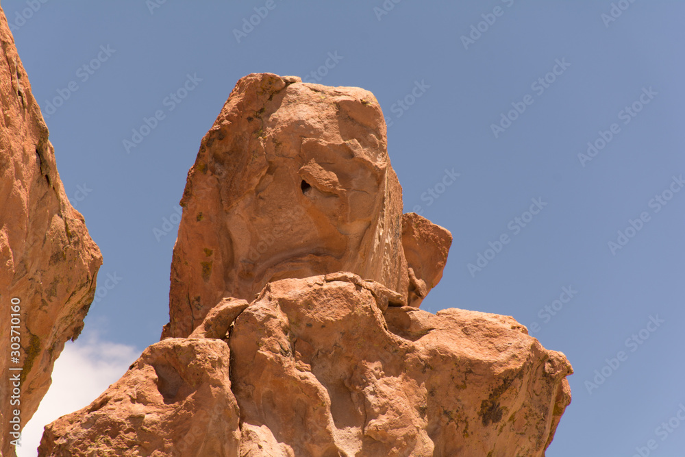 pareidolia in the Bolivian altiplano face carved naturally in stone
