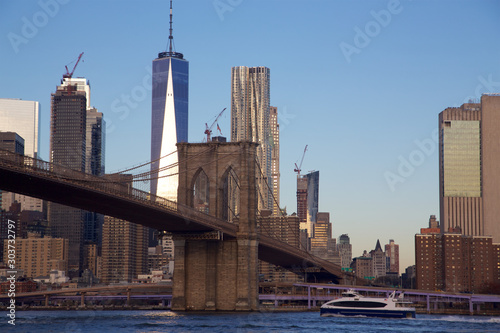 Brooklyn Bridge und Downtown Manhattan  © dola710