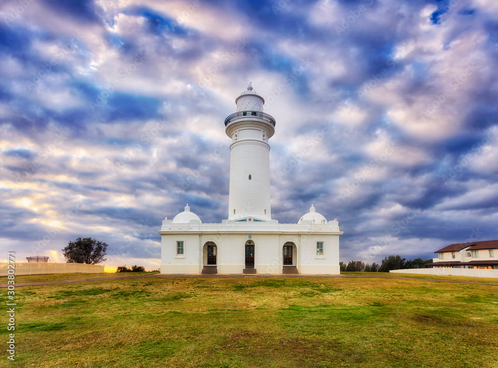 Sy Macquarie Lighthouse front