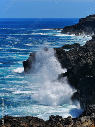 L'océan indien et les falaises de l'Ile de la Reunion