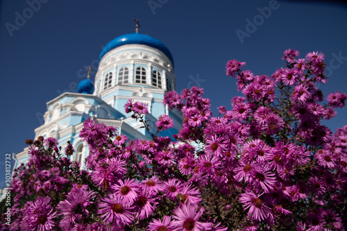 CHURCHES AND FLOWERS