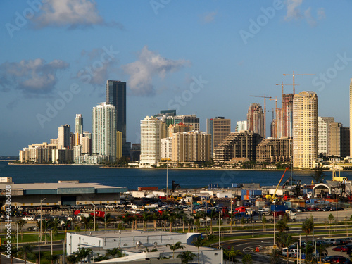 Miami buildings view from the port © Erick Ramos