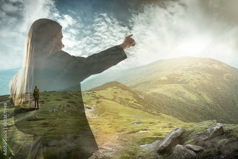 Φωτογραφία Silhouette of businesswoman with landscapes on background, double exposure