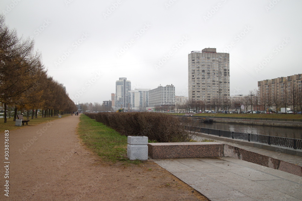 Embankment and pedestrian zone on the city river