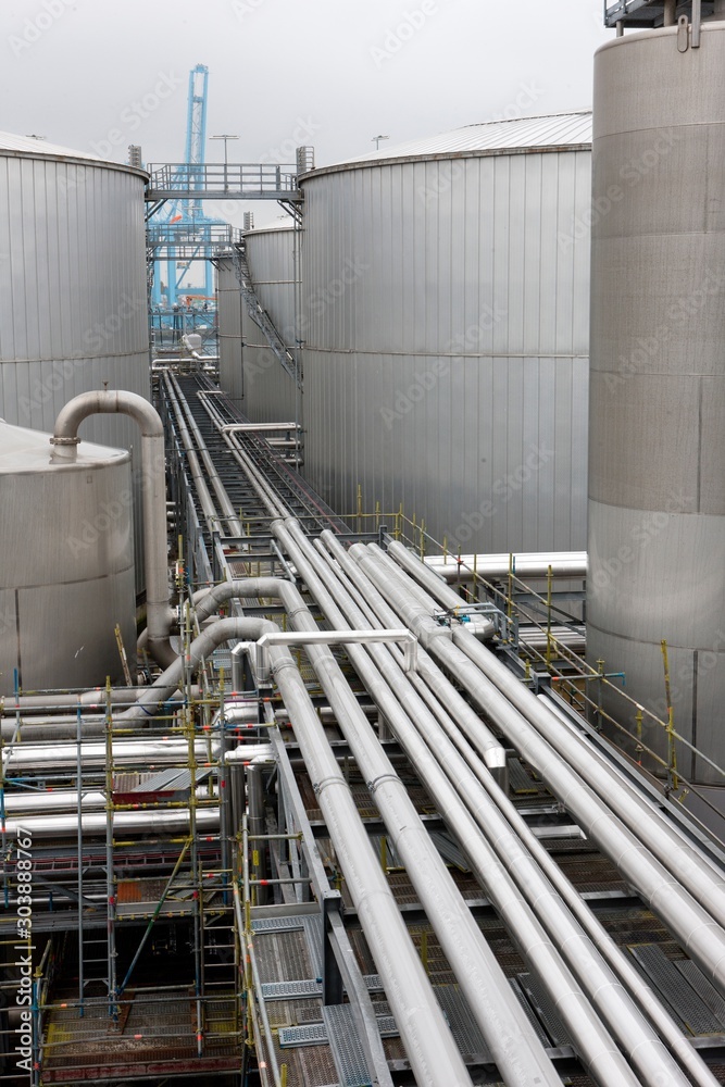 Palmoil industry. Pipes and silo's Palmoil industry. Pipes and silo's