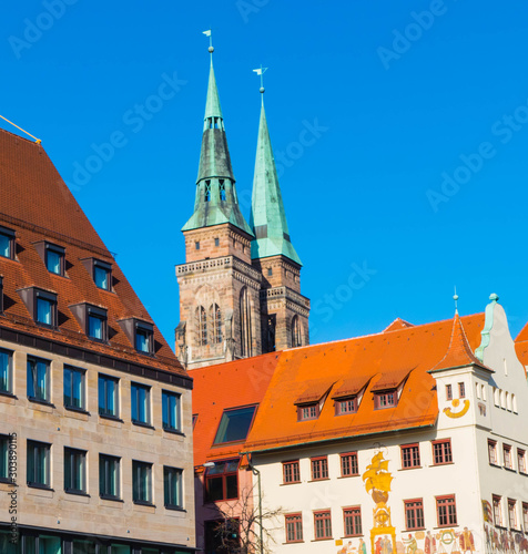 St. Sebaldus Kirchtürme und IHK Haus Nürnberg photo