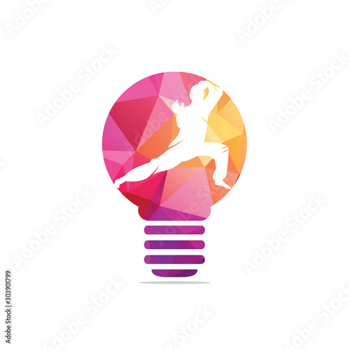 Karate sport logo, bulb lamp fight sport vector. kung fu logo.