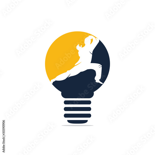 Karate sport logo, bulb lamp fight sport vector. kung fu logo.