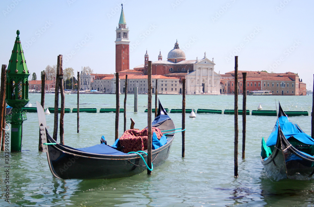 a famous gondola of venezia