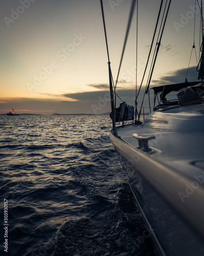 Sailing with a yacht on the sea © Mattieu