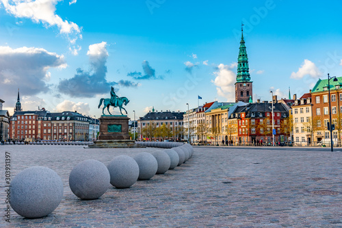 Canvas Print Statue of Frederik VII in front of Christiansborg palace at Copenhagen, Denmark