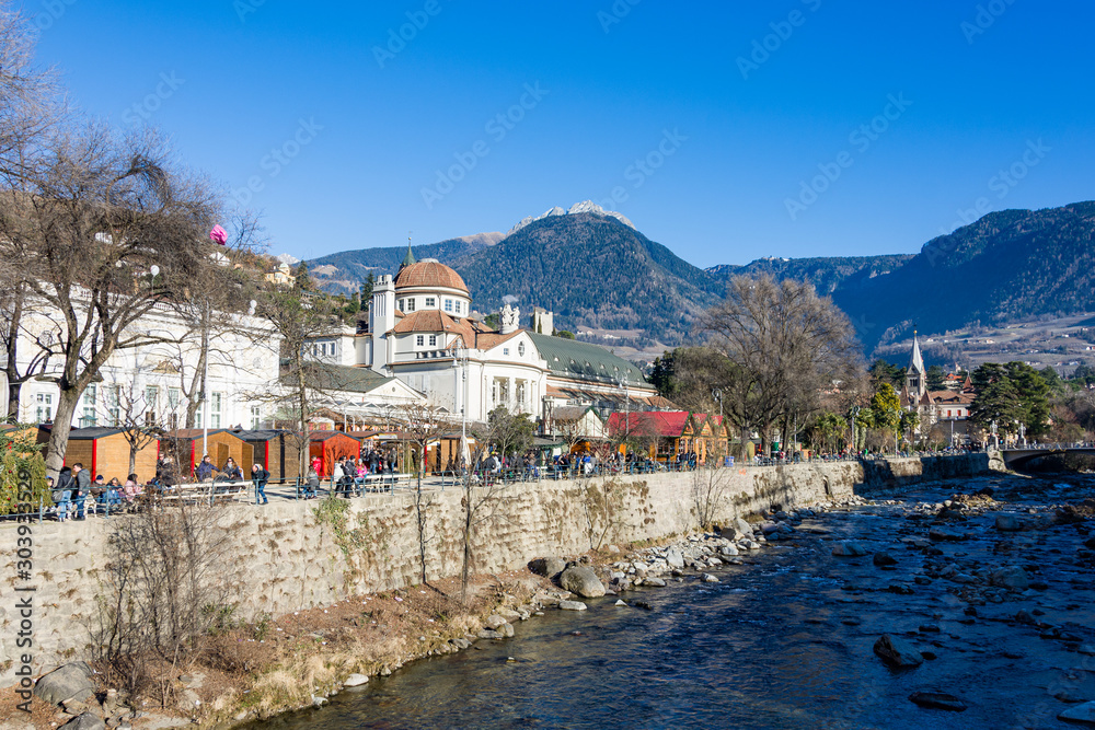 Φωτογραφία Merano Christmas market in the late afternoon, Trentino Alto Adige, northern Italy