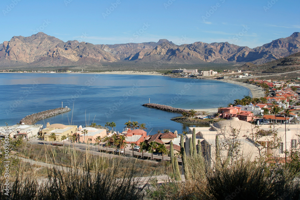 Φωτογραφία The town of  San Carlos on the Sea of Cortez, Mexico