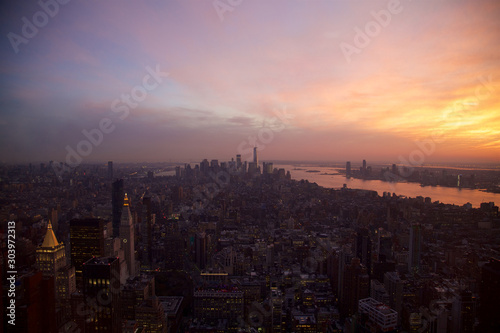 Sonnenuntergang   ber Manhattan