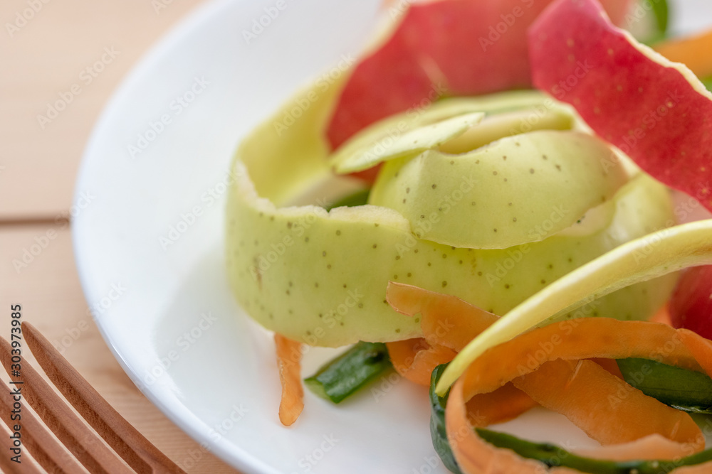 Φωτογραφία 果物と野菜の皮　フードロスのイメージ