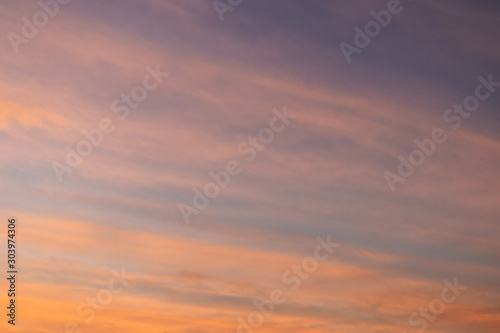 Fototapeta Naklejka Na Ścianę i Meble -  colorful cloud above dramatic dusk sky