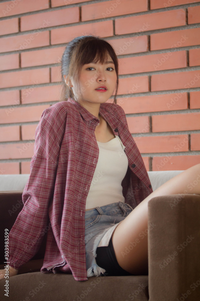 Φωτογραφία asia thai japanese teen White t-shirt beautiful girl happy and relax