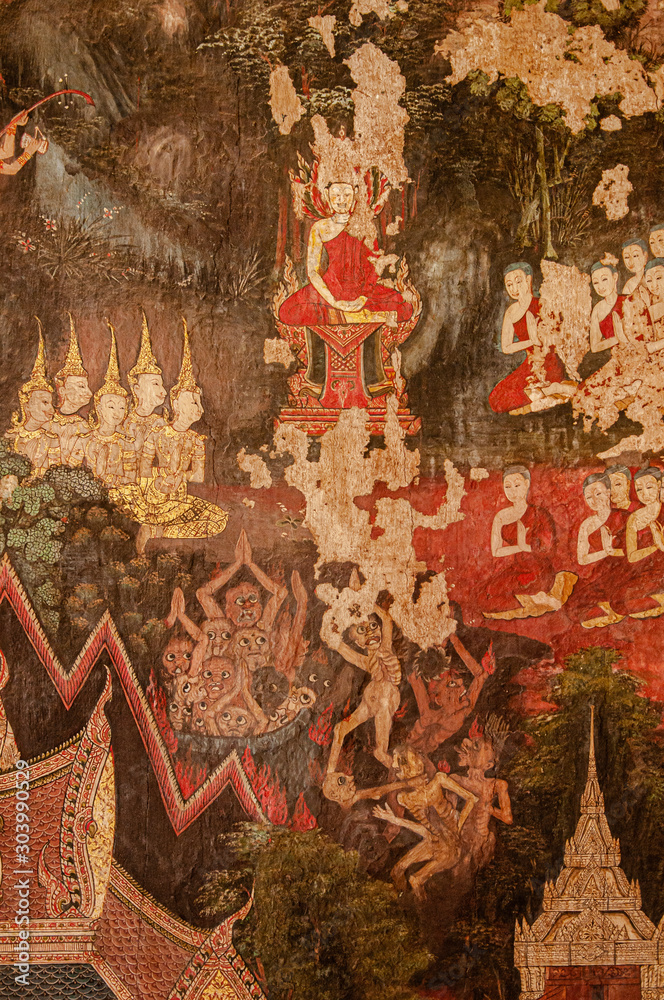 Obraz premium Thailand Buddhism mural painting in Buddaisawan throne hall at Bangkok national museum